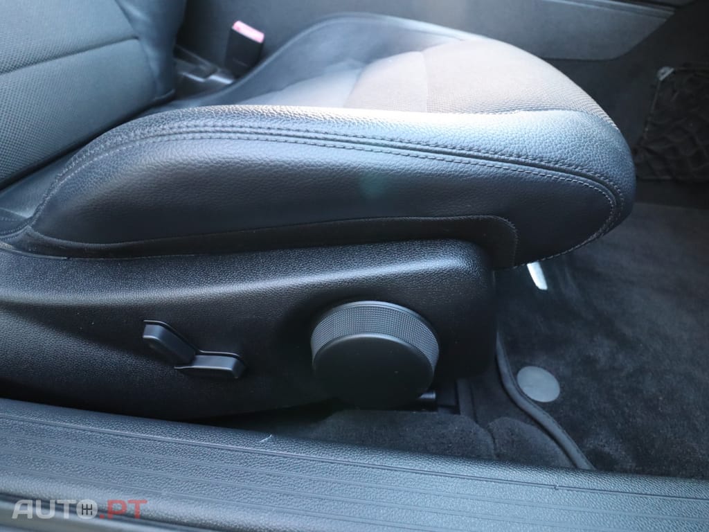 Mercedes-Benz E 220 CDi BlueEfficiency