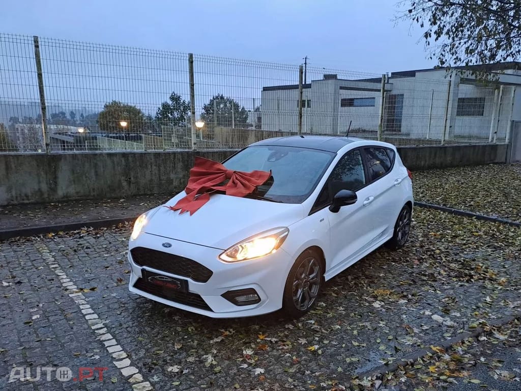 Ford Fiesta 1.5 TDCI ST LINE