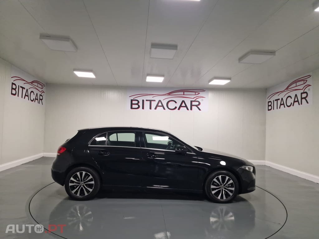 Mercedes-Benz A 250 E STYLE PLUS Hibrido Plug-In