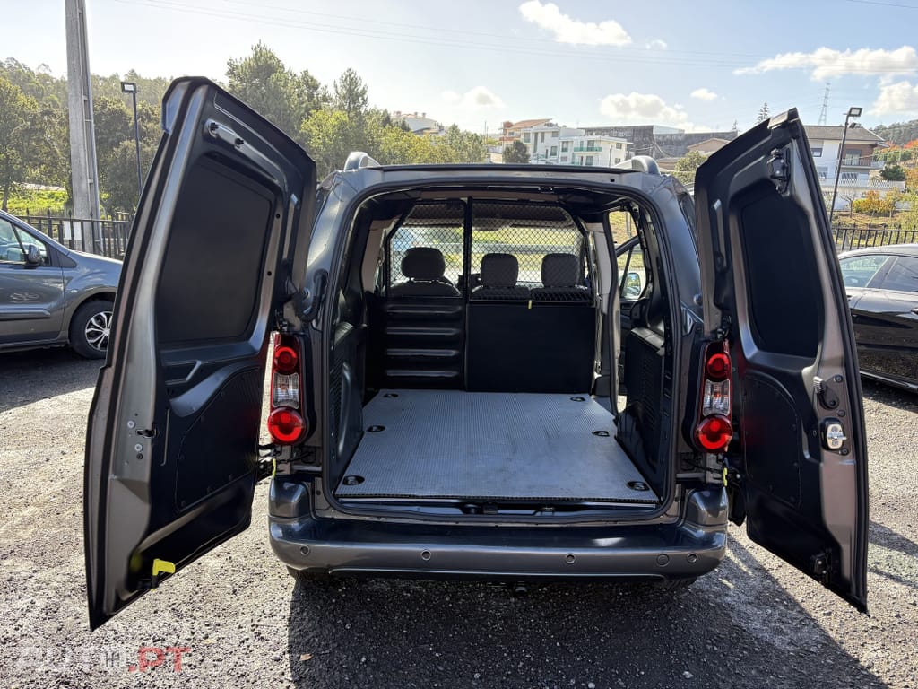 Citroen Berlingo 1.6 HDI 3 Lugares Caixa Automática
