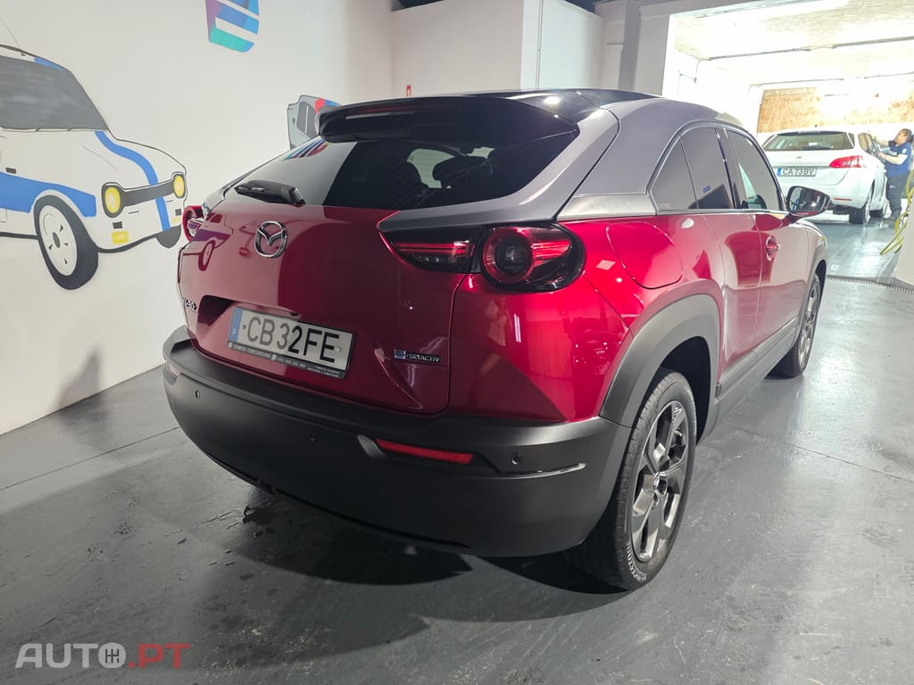 Mazda MX-30 e-SKYACTIV