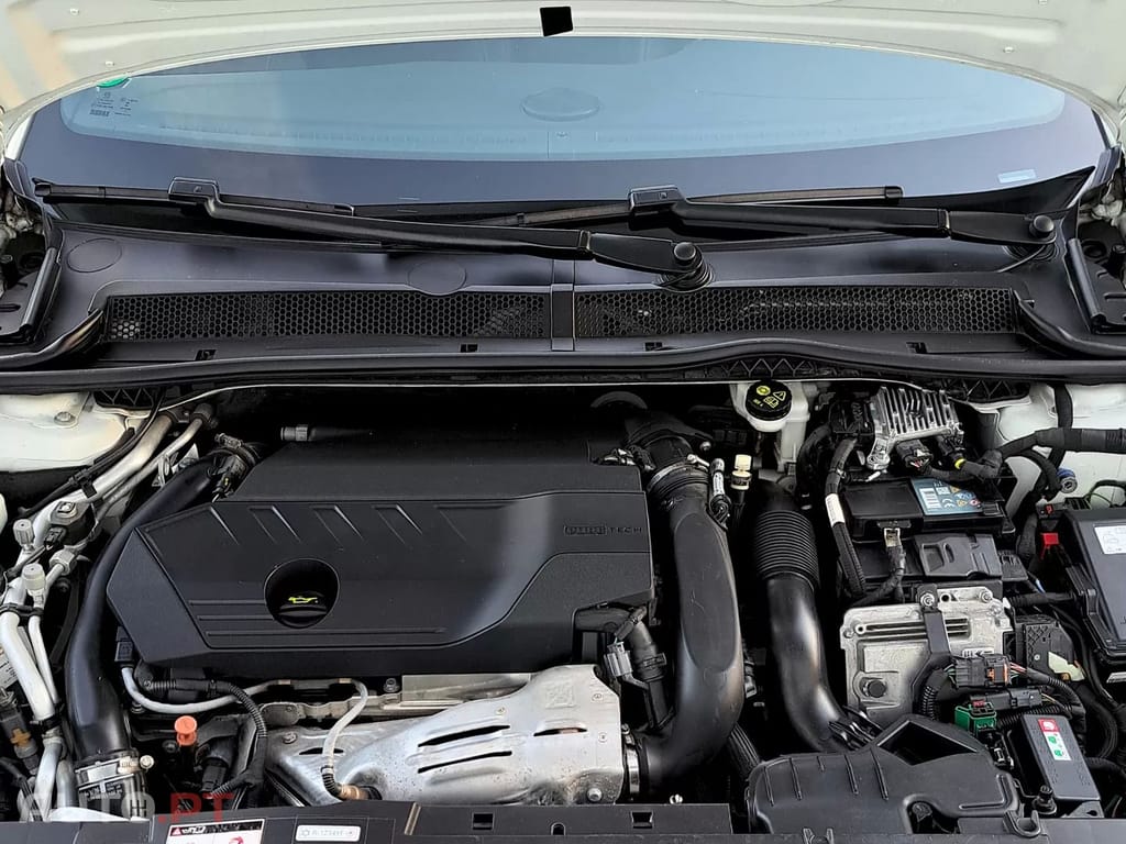 Peugeot 508 SW 360 e-EAT8 SPORT ENGINEERED