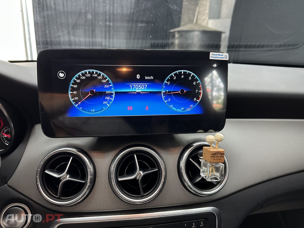 Mercedes-Benz CLA 200 d