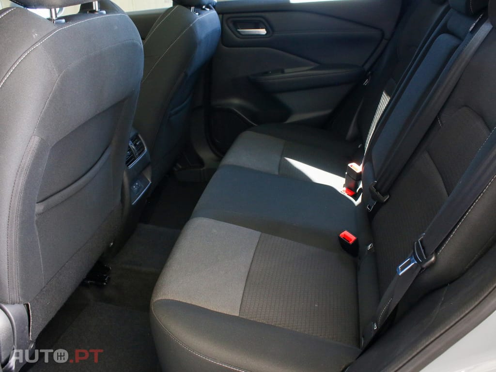 Nissan Qashqai 1.3 DIG-T N-Connecta