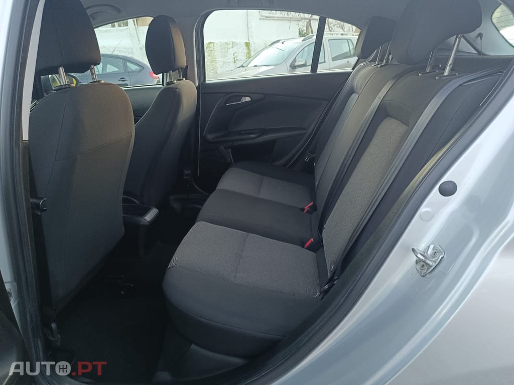 Fiat Tipo 1.3 M-Jet Pop