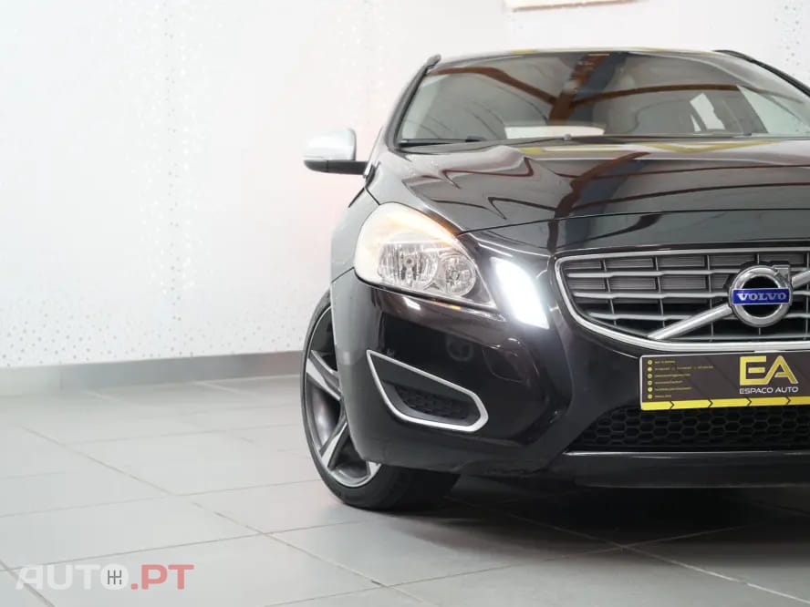 Volvo V60 1.6 D2 Momentum Eco