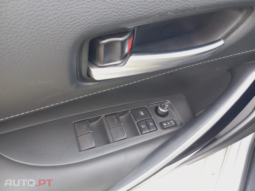 Toyota Corolla Touring Sports 1.8 Hybrid Comfort+P.Sport