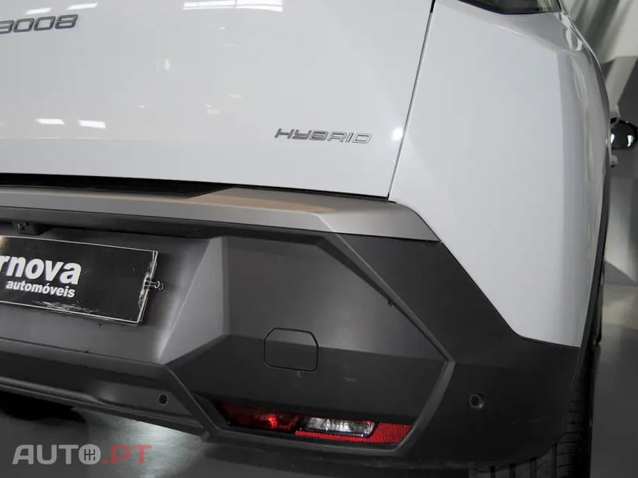 Peugeot 3008 1.2 Hybrid Allure e-DCS6
