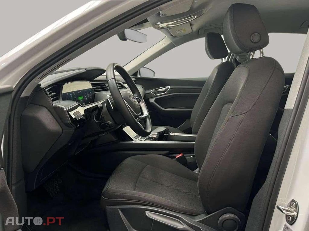 Audi E-Tron 55 Quattro I.V.A DEDUTÍVEL 