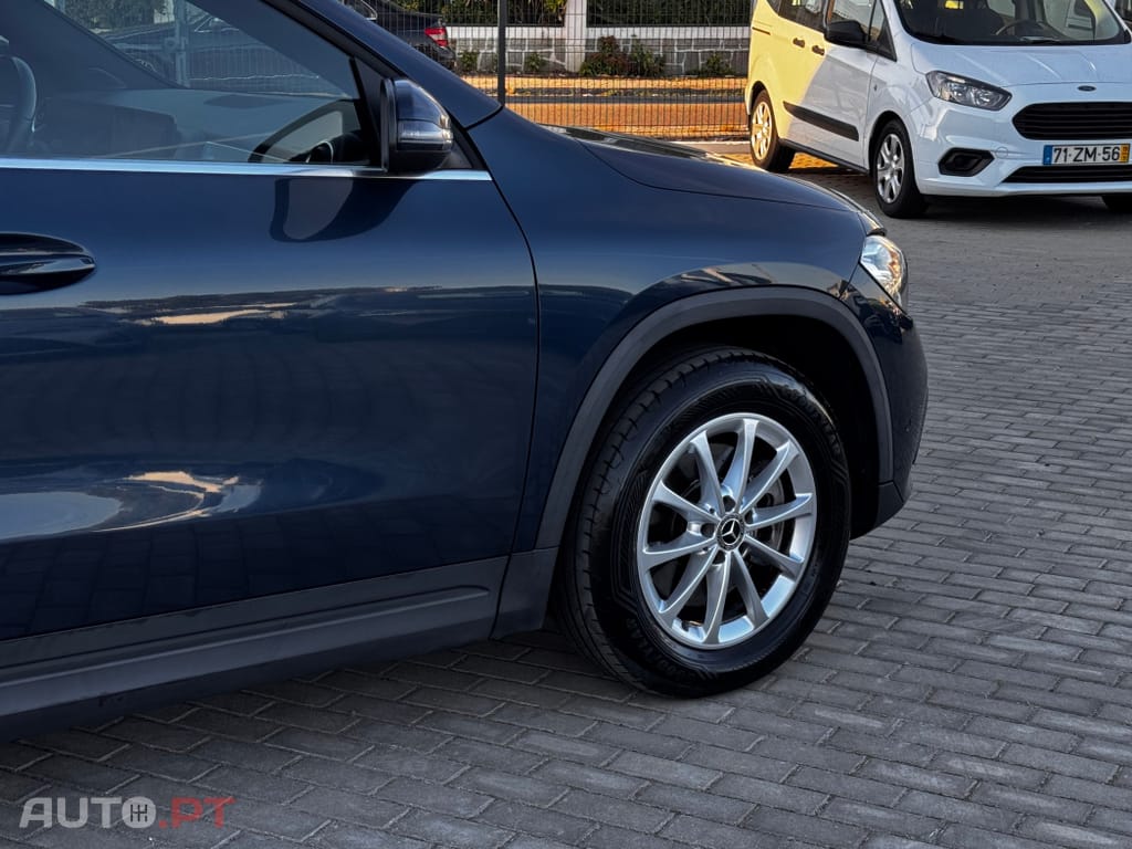 Mercedes-Benz GLA 250 e Progressive