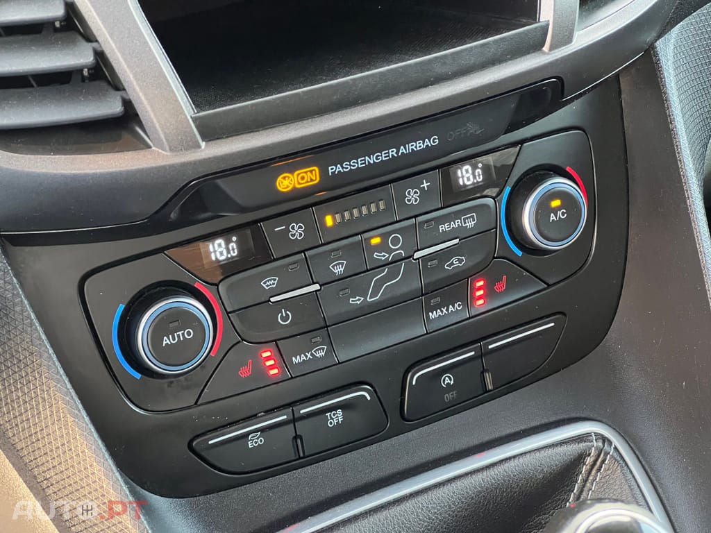 Ford Tourneo 1.5 TDCi Titanium