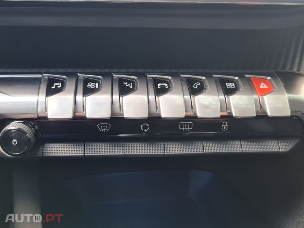 Peugeot 3008 1.6 BlueHDi Active