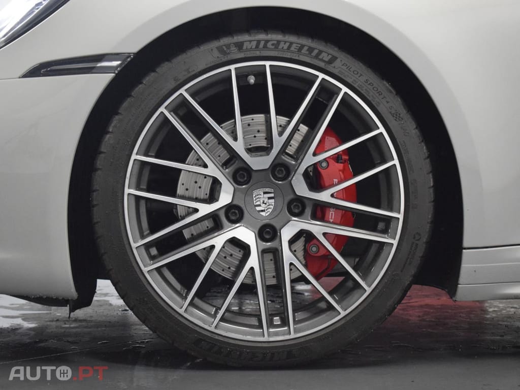 Porsche 911 Targa 4S PDK 992