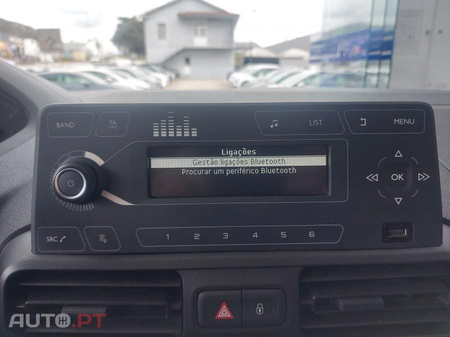 Peugeot Partner 1.5 Bluehdi Pro Standard - IVA Dedutível