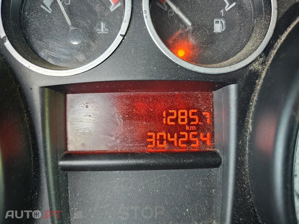 Peugeot 308 1.6 HDi XA