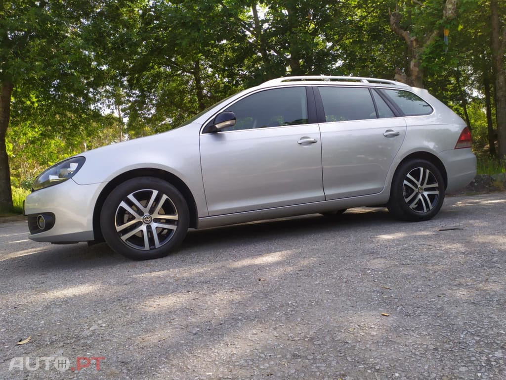 Volkswagen Golf Variant 1.6 TDI BUEMOTION