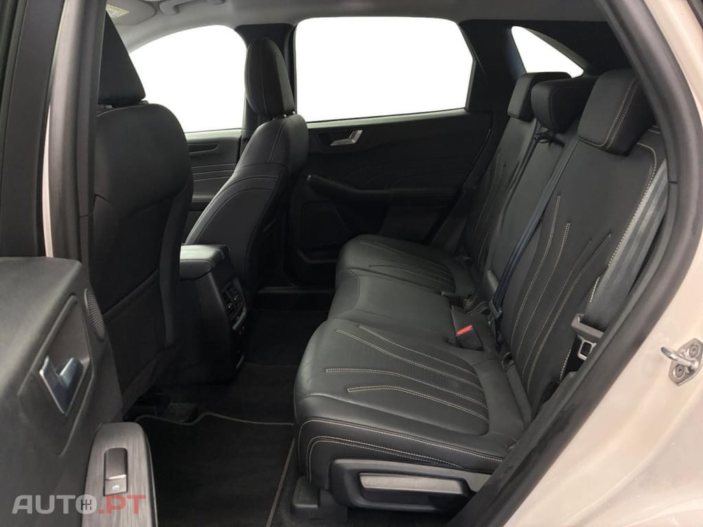 Ford Kuga 2.5 FHEV Vignale