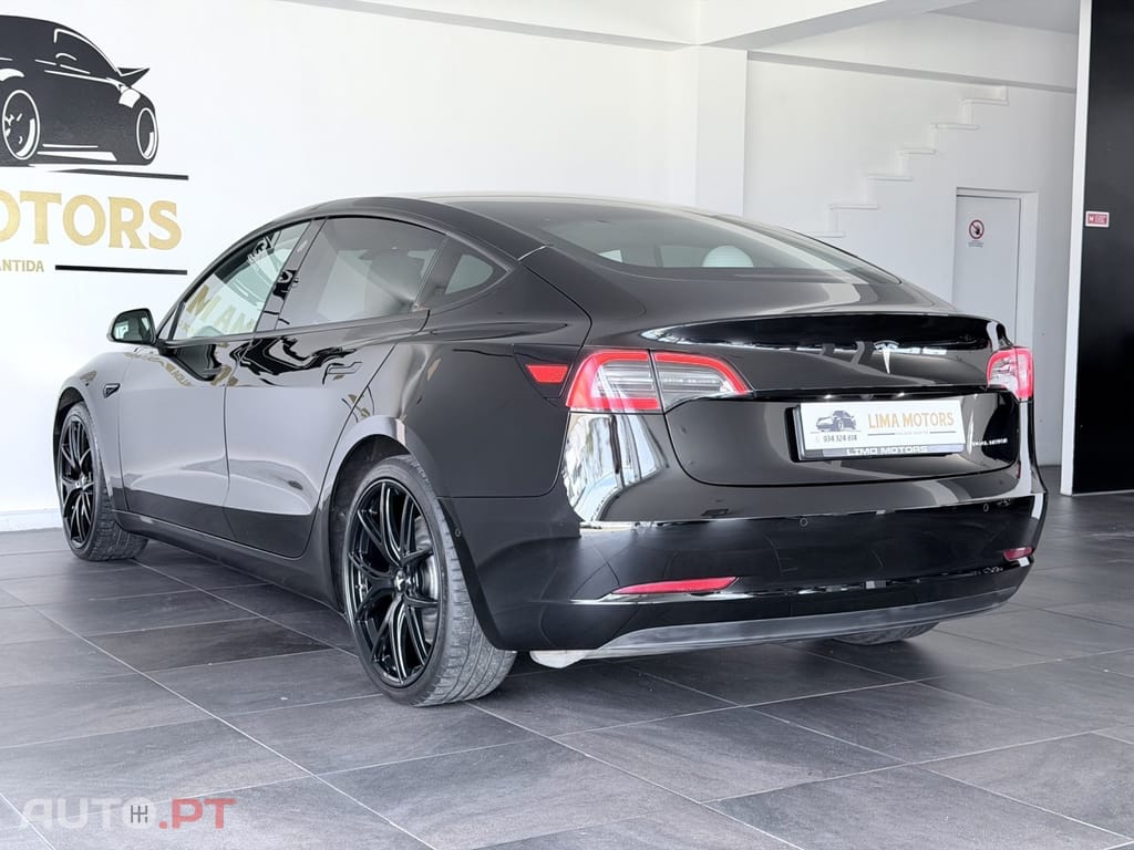 Tesla Model 3 Long Range Tração Integral Premium