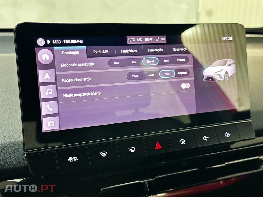 MG MG4 64 kWh Luxury