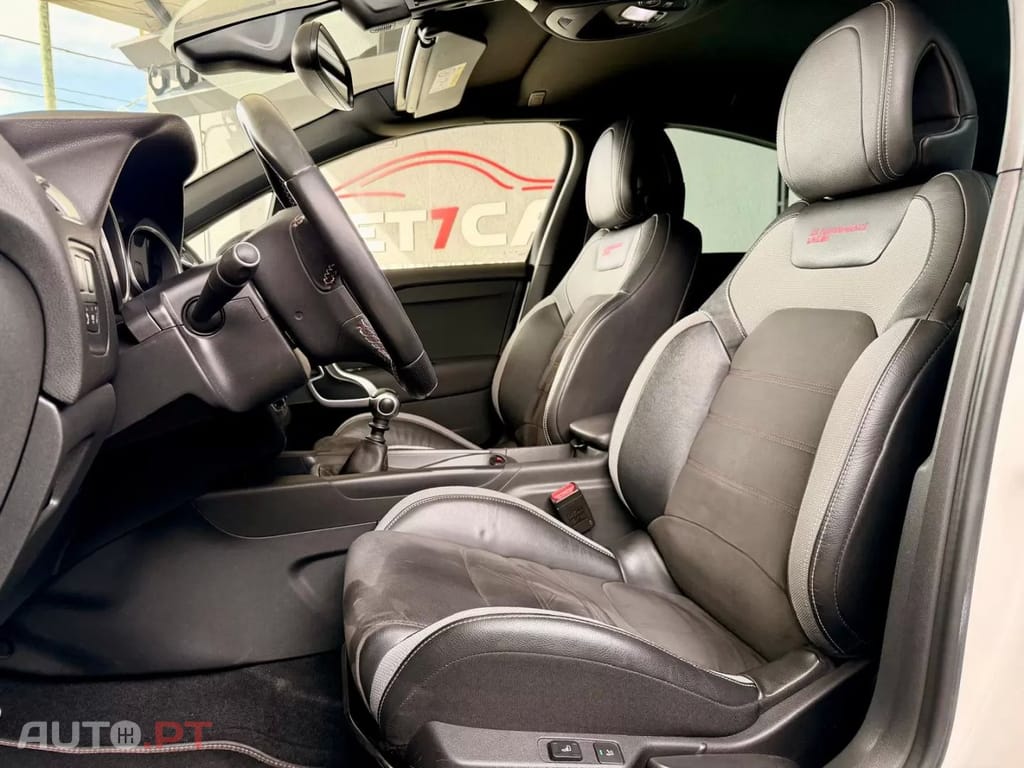 DS DS4 PureTech 130 PERFORMANCE LINE