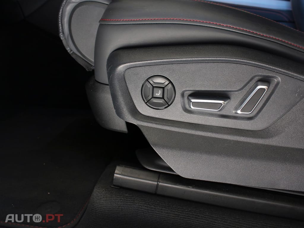 Audi Q8 55 TFSIe quattro Tiptronic