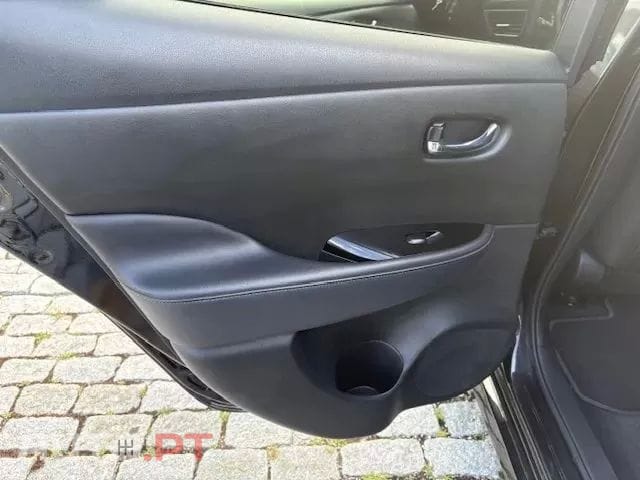 Nissan Leaf Tekna Two Tone+ProPilot Park