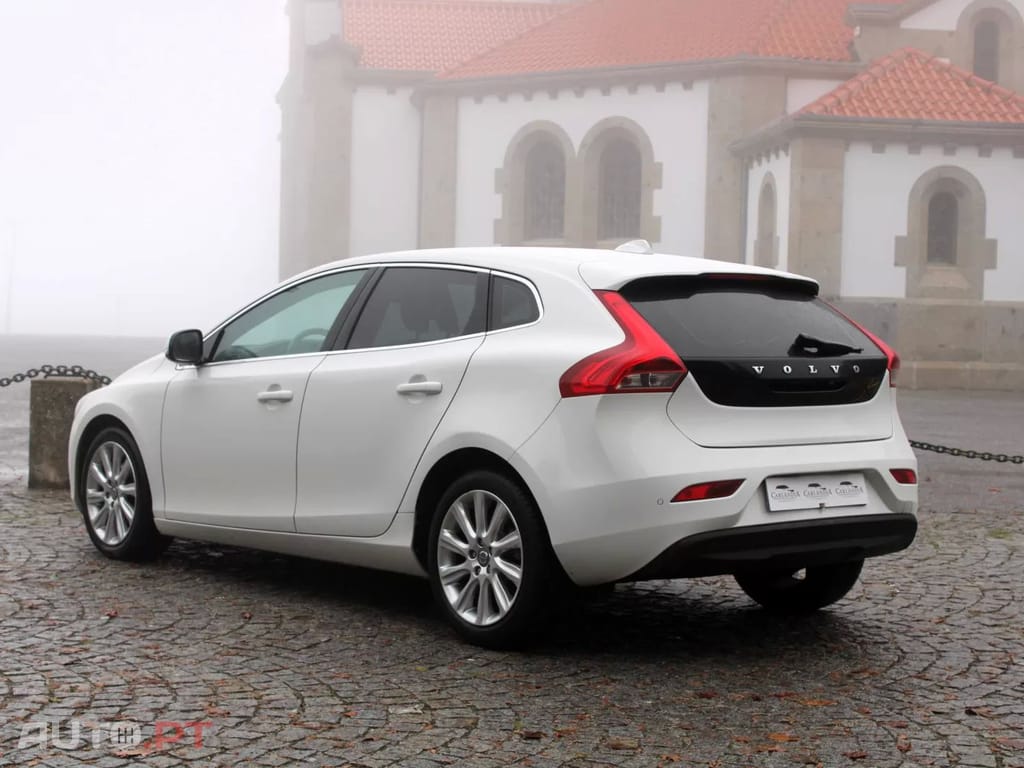 Volvo V40 1.6 D2 Momentum Eco