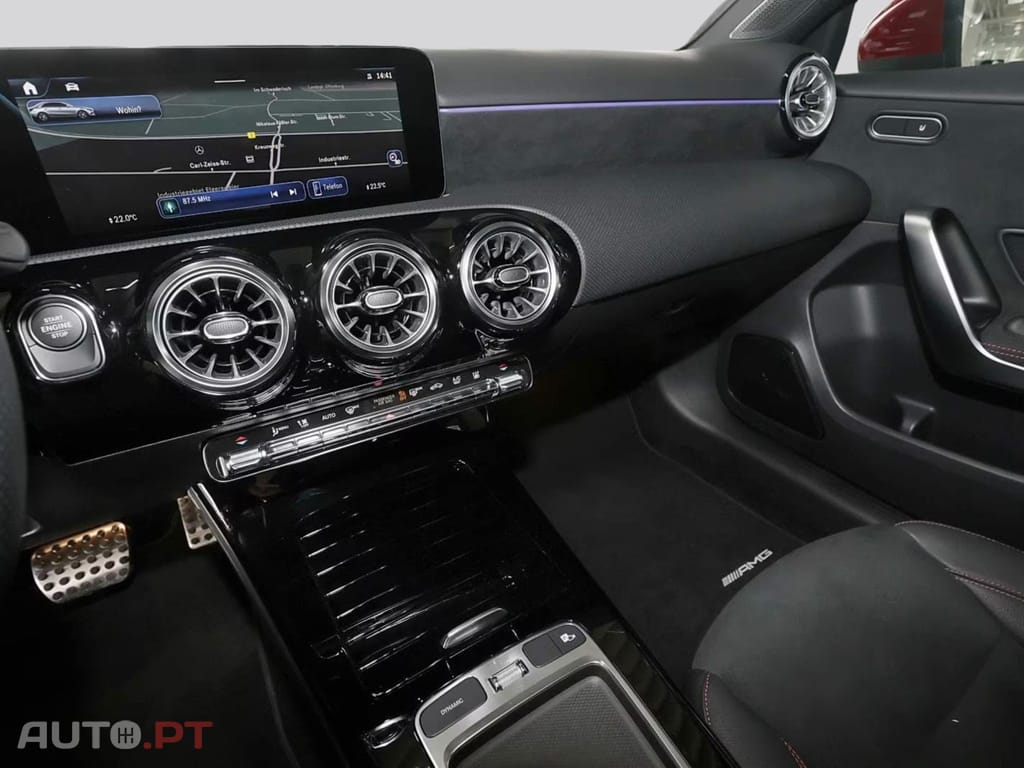 Mercedes-Benz A 250 I.V.A DEDUTIVEL Limousine AMG