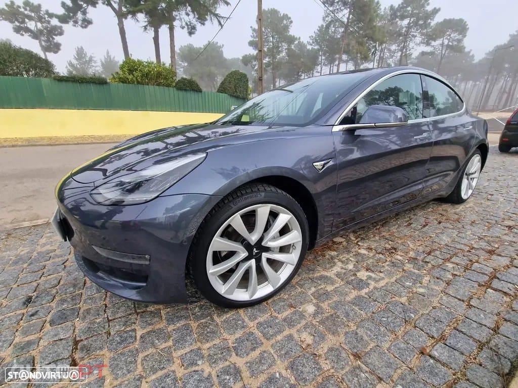 Tesla Model 3 Long-Range Dual Motor AWD