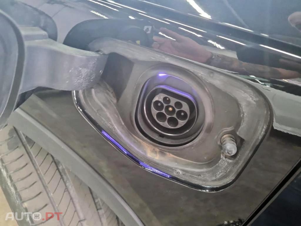 Volvo XC40 1.5 T4 PHEV Core