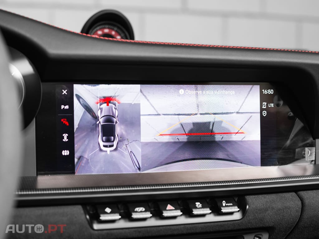 Porsche 992 Carrera 4 GTS PDK