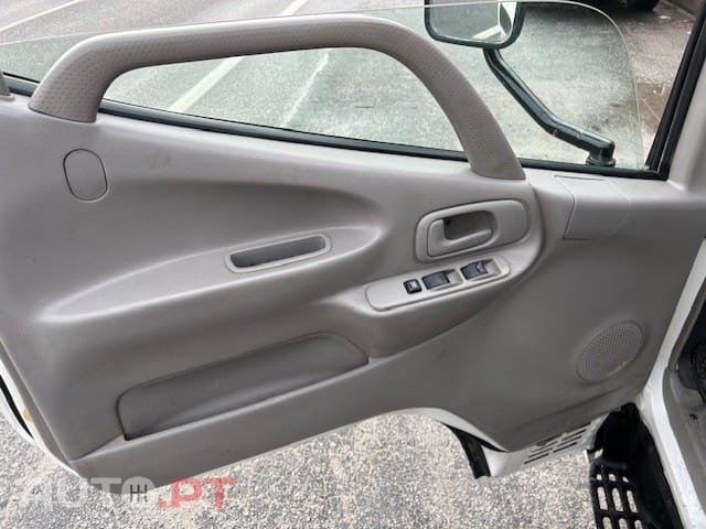 Toyota Dyna M 3.0D-4D Báscula nova