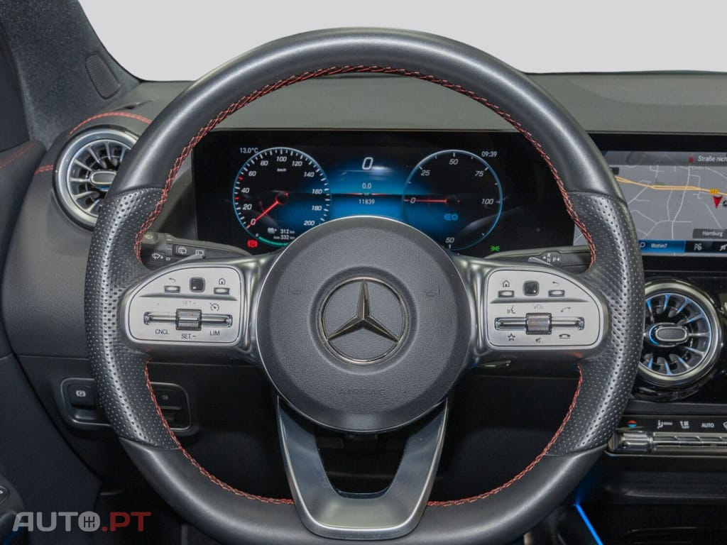 Mercedes-Benz EQA I.V.A DEDUTIVEL 300 4M AMG 