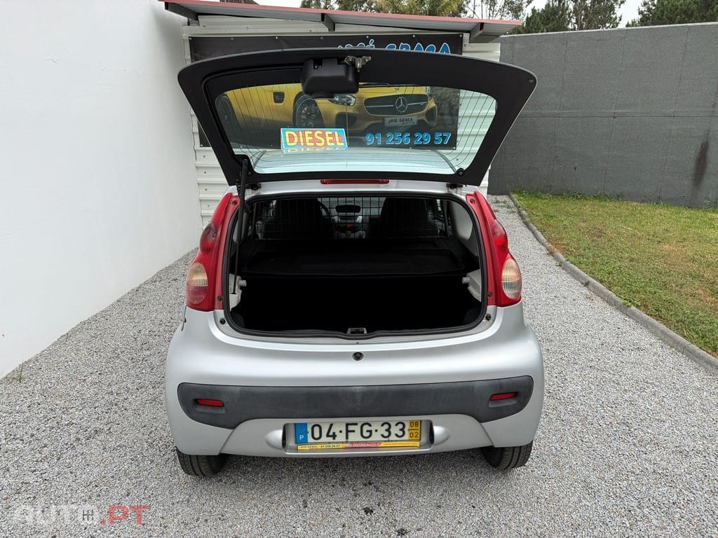 Peugeot 107 1.4 HDi XA