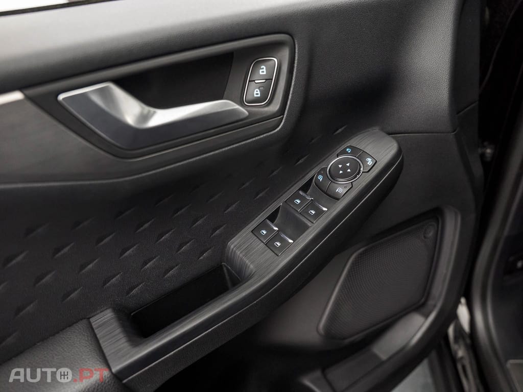 Ford Kuga 2.5 PHEV Titanium