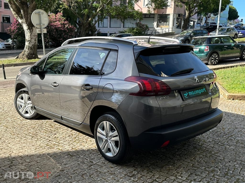 Peugeot 2008 PureTech 110 Stop&Start Style