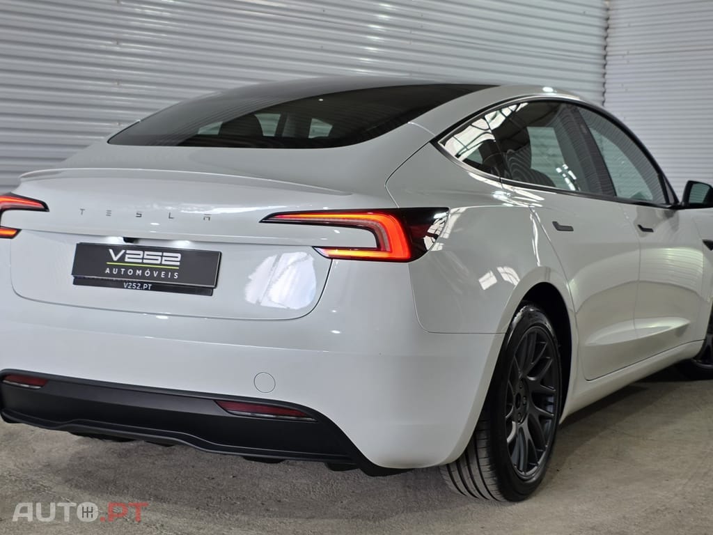 Tesla Model 3 Tração Traseira Premium