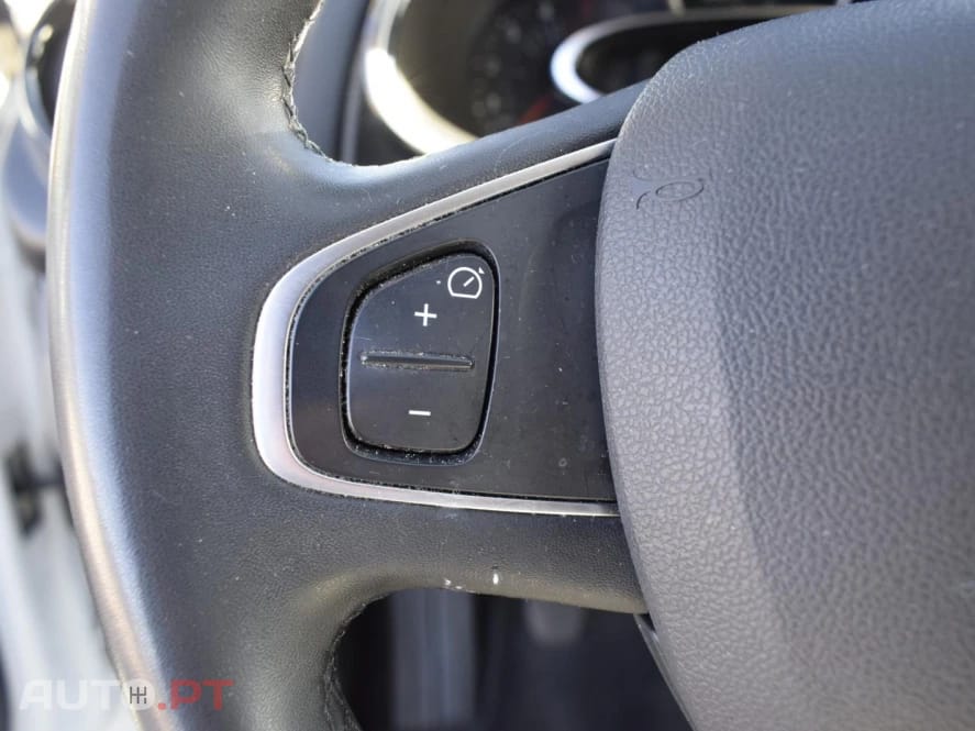 Renault Clio Sport Tourer 1.5 dCi Limited