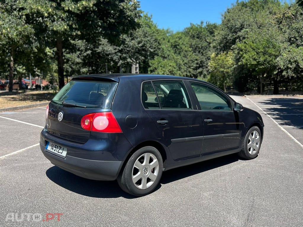 Volkswagen Golf 1.4 FSi Confortline