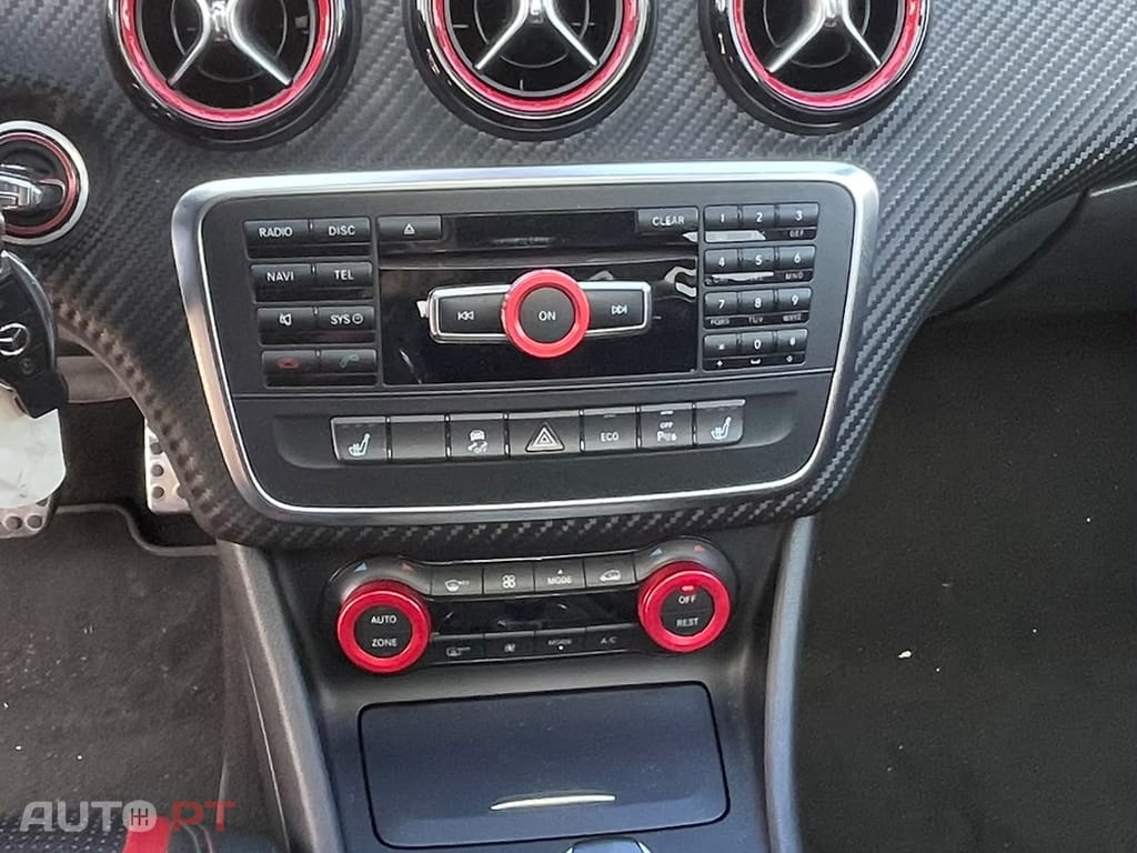 Mercedes-Benz A 45 AMG 4-MATIC