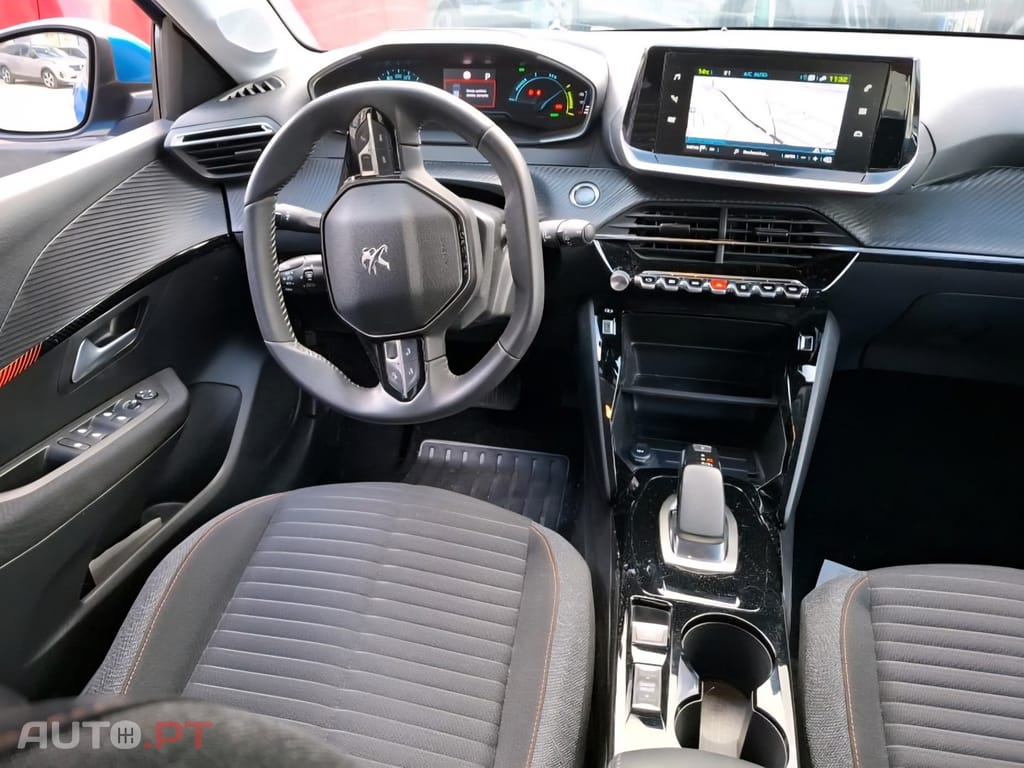 Peugeot E-208 50 kWh Style