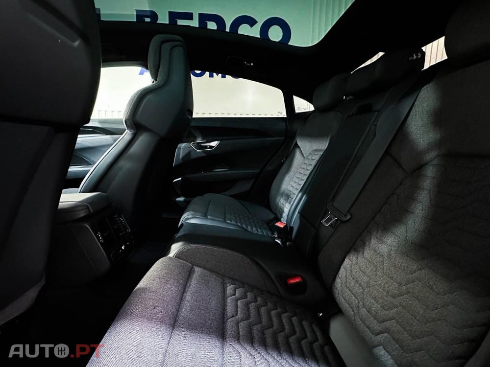 Audi E-Tron GT quattro
