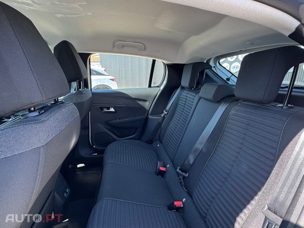 Peugeot E-208 50 kWh Active Pack