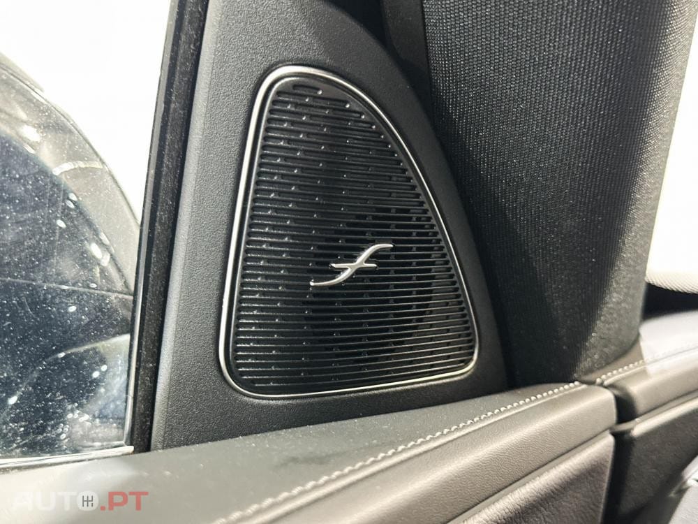 Mercedes-Benz E 300 de 4Matic 9G-TRONIC AMG Line