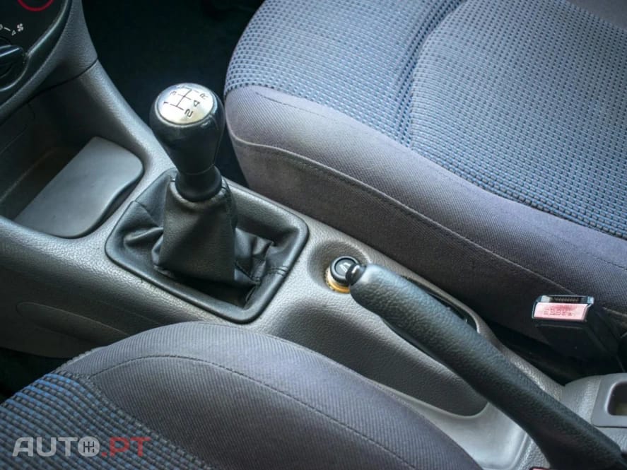Peugeot 206 1.1