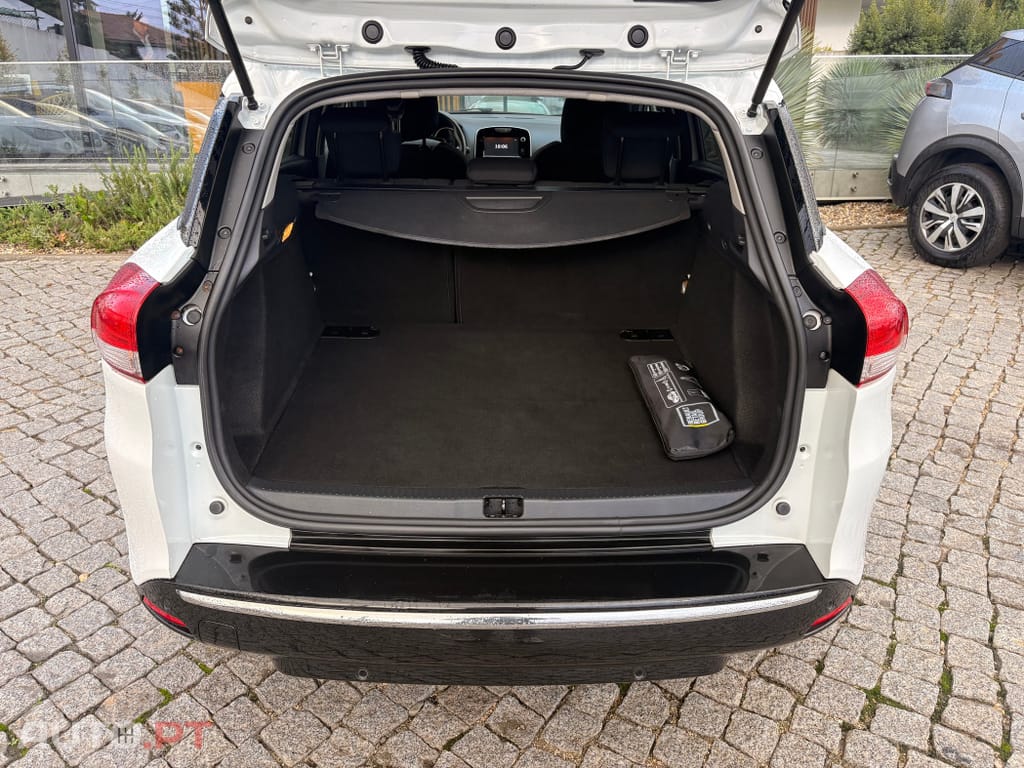 Renault Clio Sport Tourer 0.9 TCE Limited