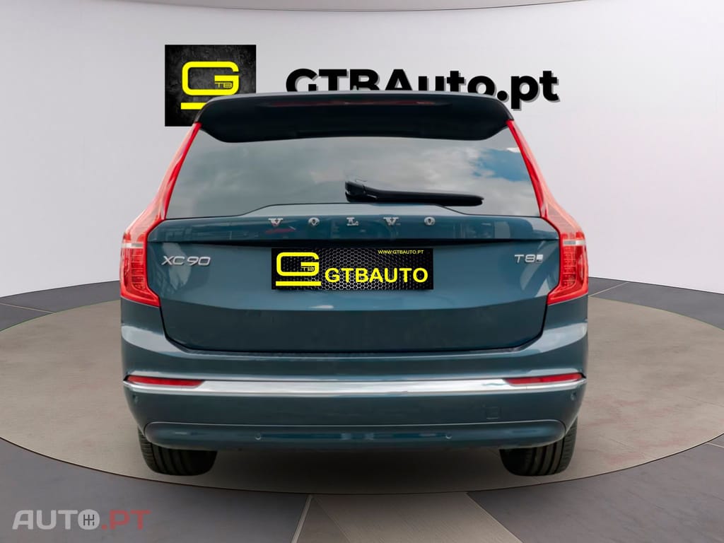 Volvo XC90 T8 AWD Plus