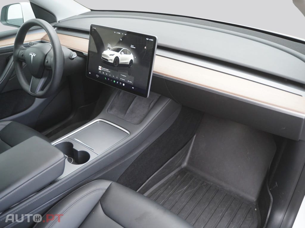 Tesla Model Y I.V.A DEDUTIVEL Performance 