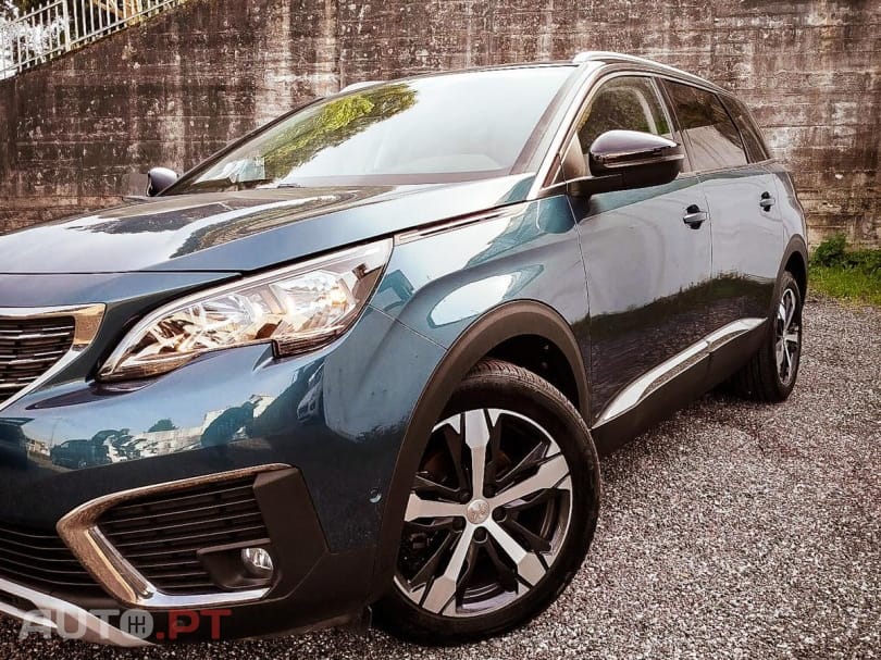 Peugeot 5008 1.2 PureTech Allure Grip Control