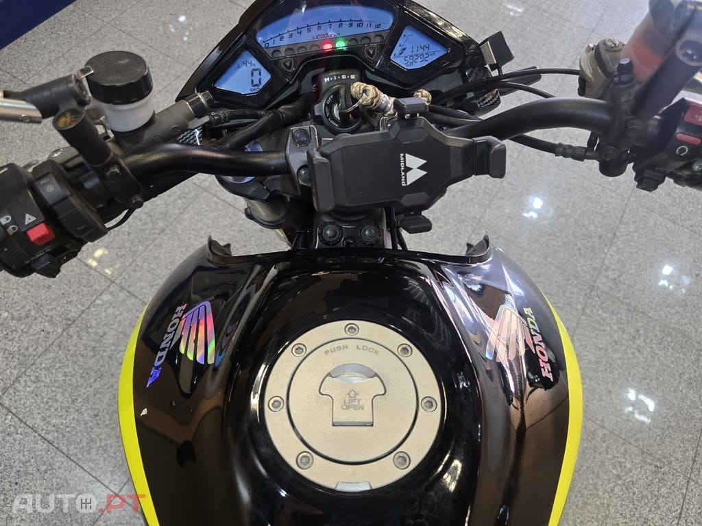 Honda CB black edition